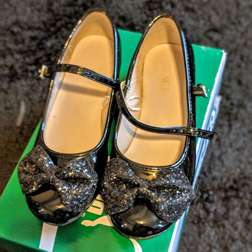 Dress shoes